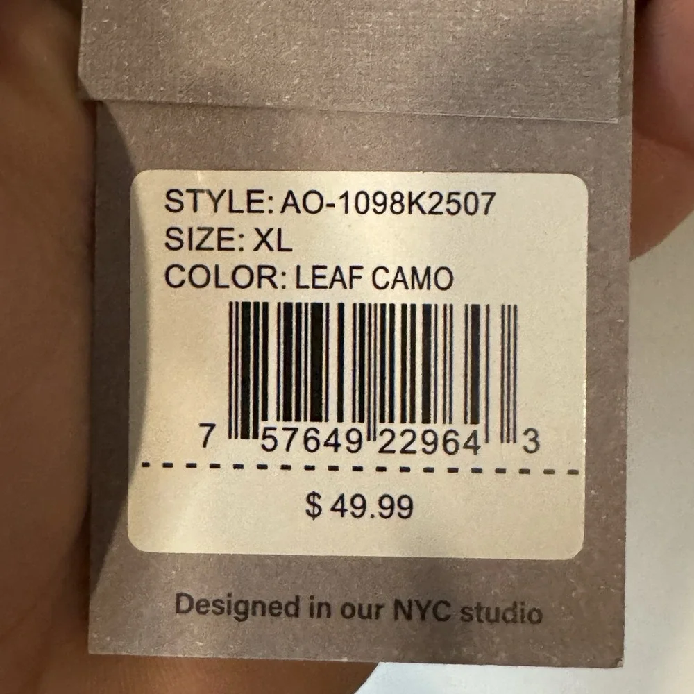 Amongst Others NYC Studio Men's Camouflage Leaves Boxy Fit SZ XLarge NWT - Picture 10 of 11